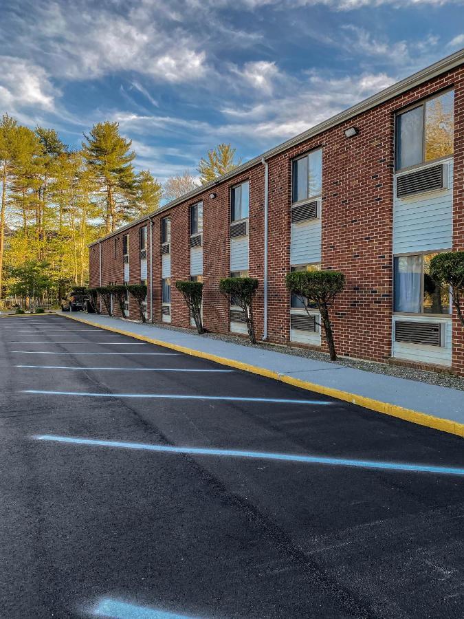 Days Inn By Wyndham Brunswick Bath Area Eksteriør bilde