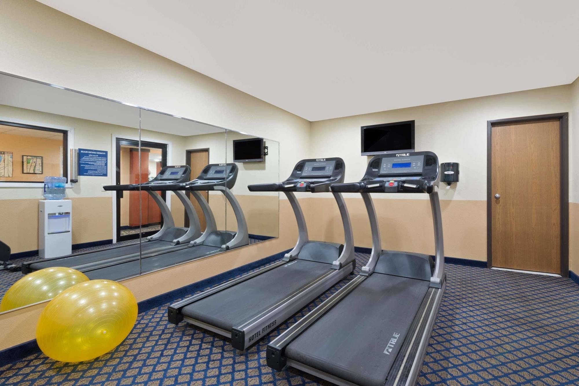 Days Inn By Wyndham Brunswick Bath Area Eksteriør bilde